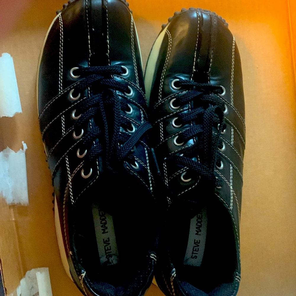 Women Steve Madden Black Leather P Buddie Shoes